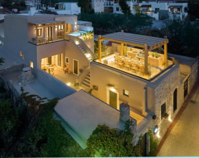 Kaptara Premium Villa, Plunge Pool & Jacuzzis